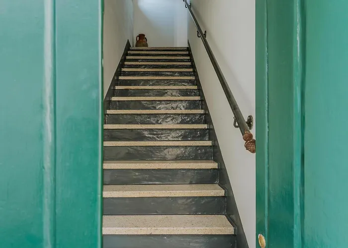 Civico 10 * 奥斯图尼